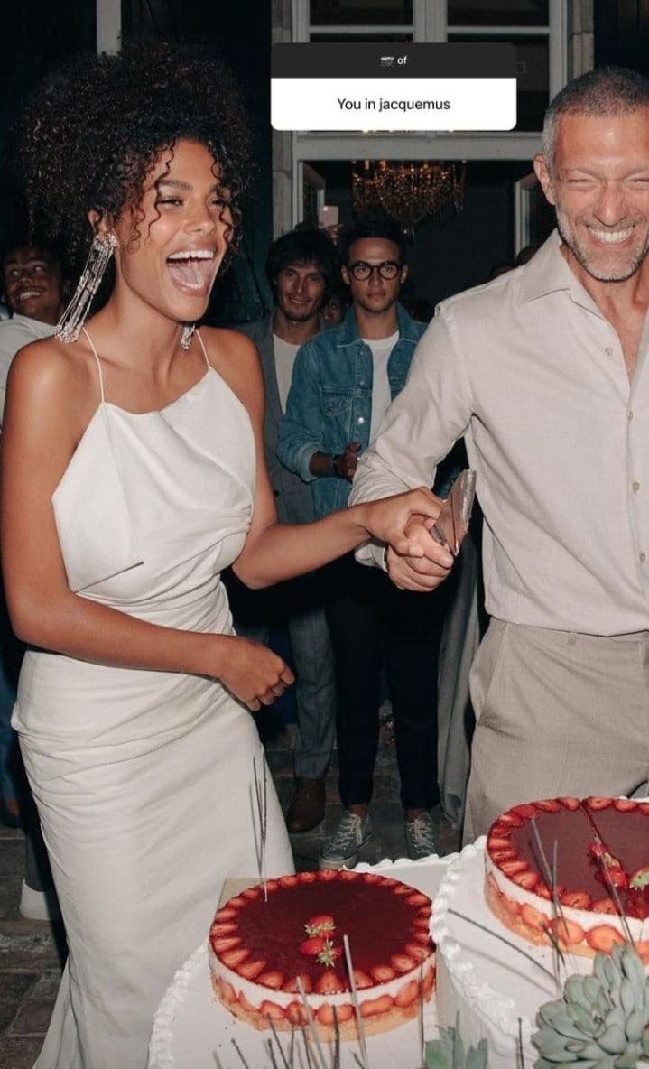 Без розуму один від одного: Тіна Кунакі показала жаркі фото з Венсаном Касселем з особистого архіву