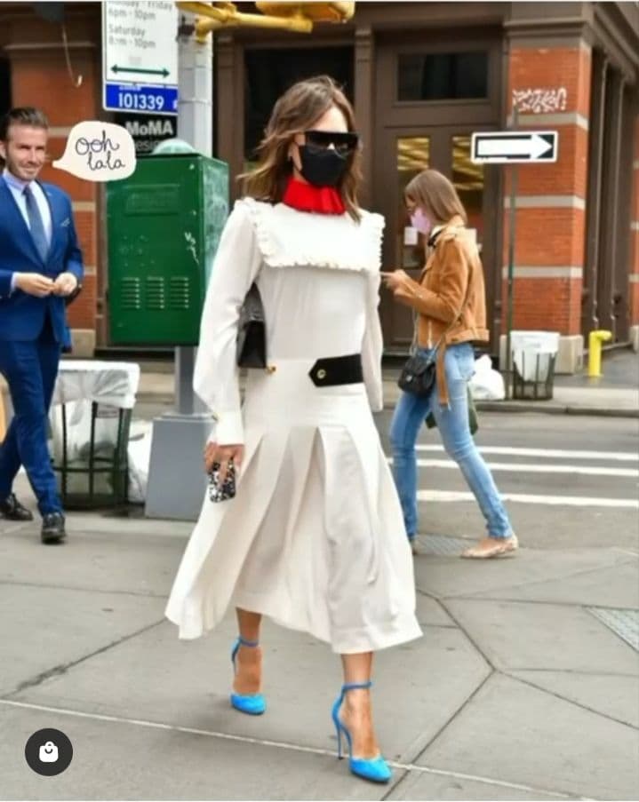 Срочно повторить: Виктория Бекхэм показала любимый городской образ