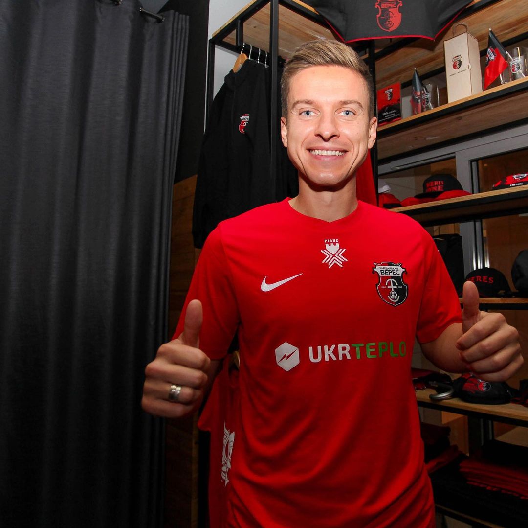 Блогер Дмитро Поворознюк зіграв свій перший матч за &quot;Верес&quot;: що з цього вийшло