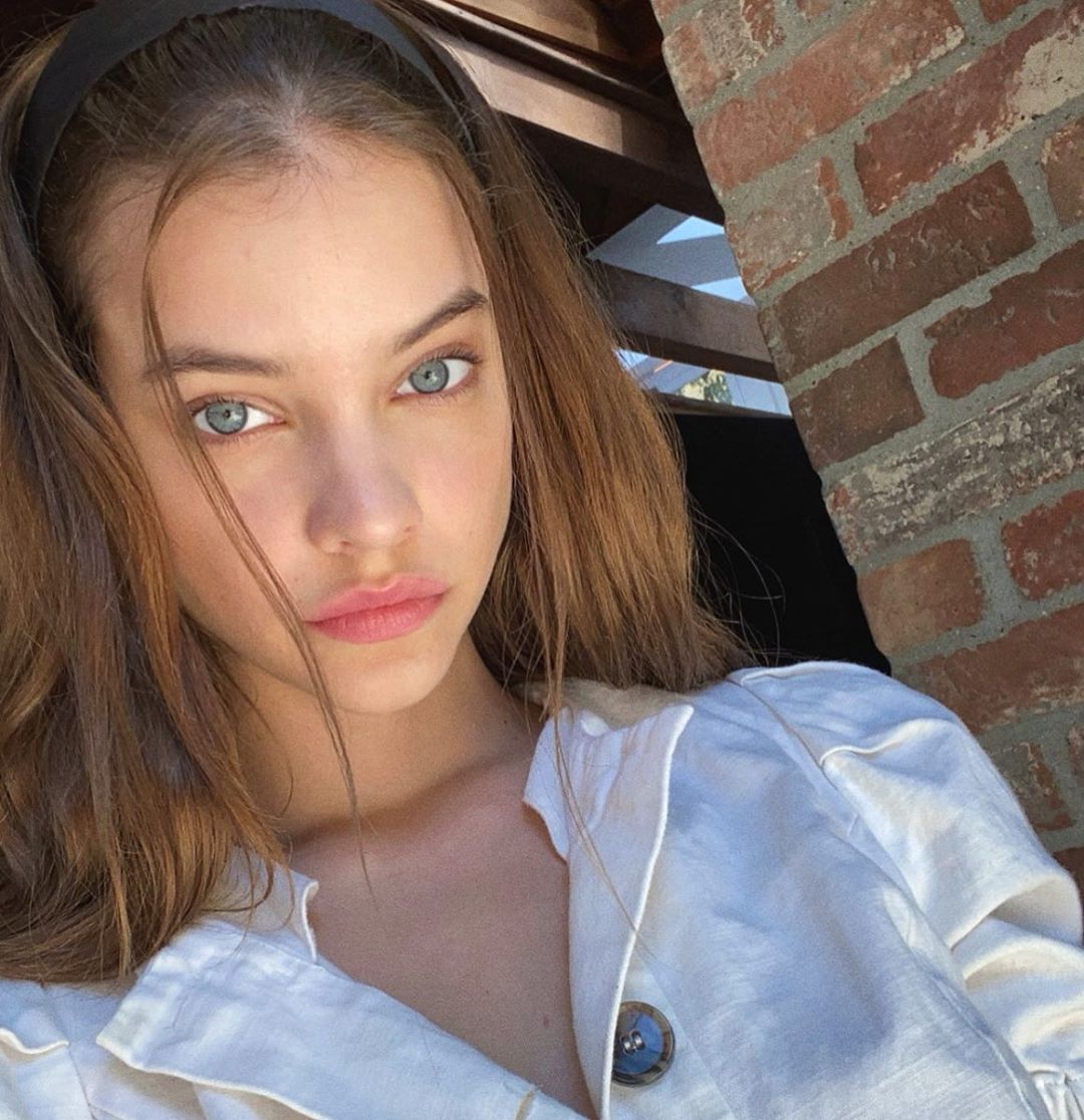 Просто идеал: Барбара Палвин показала роскошную фигуру в нижнем белье