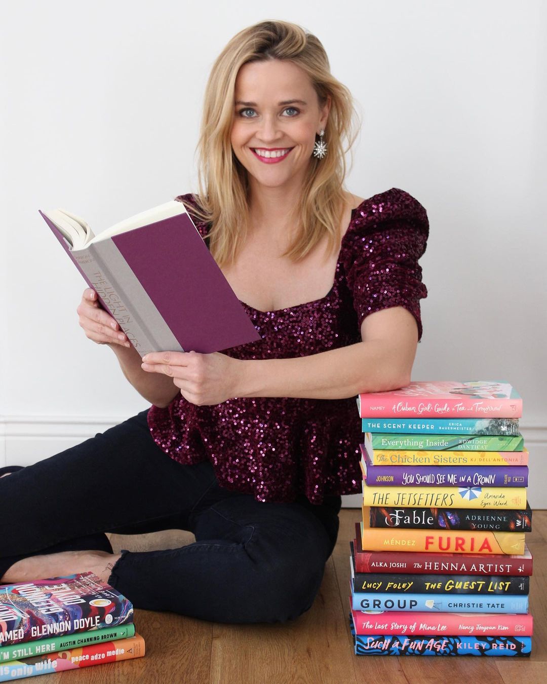 Карколомна: Різ Уізерспун в розкішному вечірньому вбранні захопила мережу красою