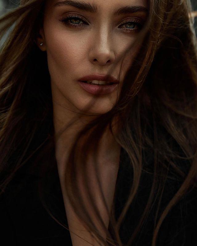 Не підлаштовуватися і не очікувати: Мішина після розставання з Еллертом заговорила про життєво важливе