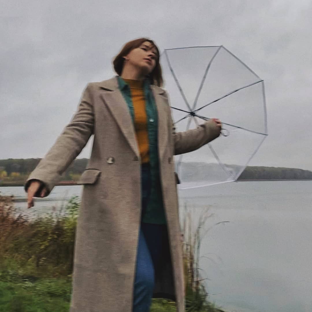 Українська поп-зірка показала красивий кліп на основі свого home video