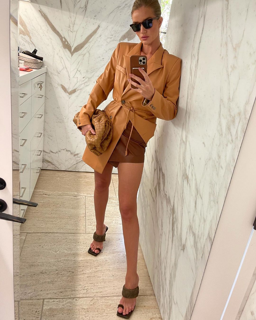 Взяти на замітку: Роузі Хантінгтон-Уайтлі показала топ-10 образів на літо