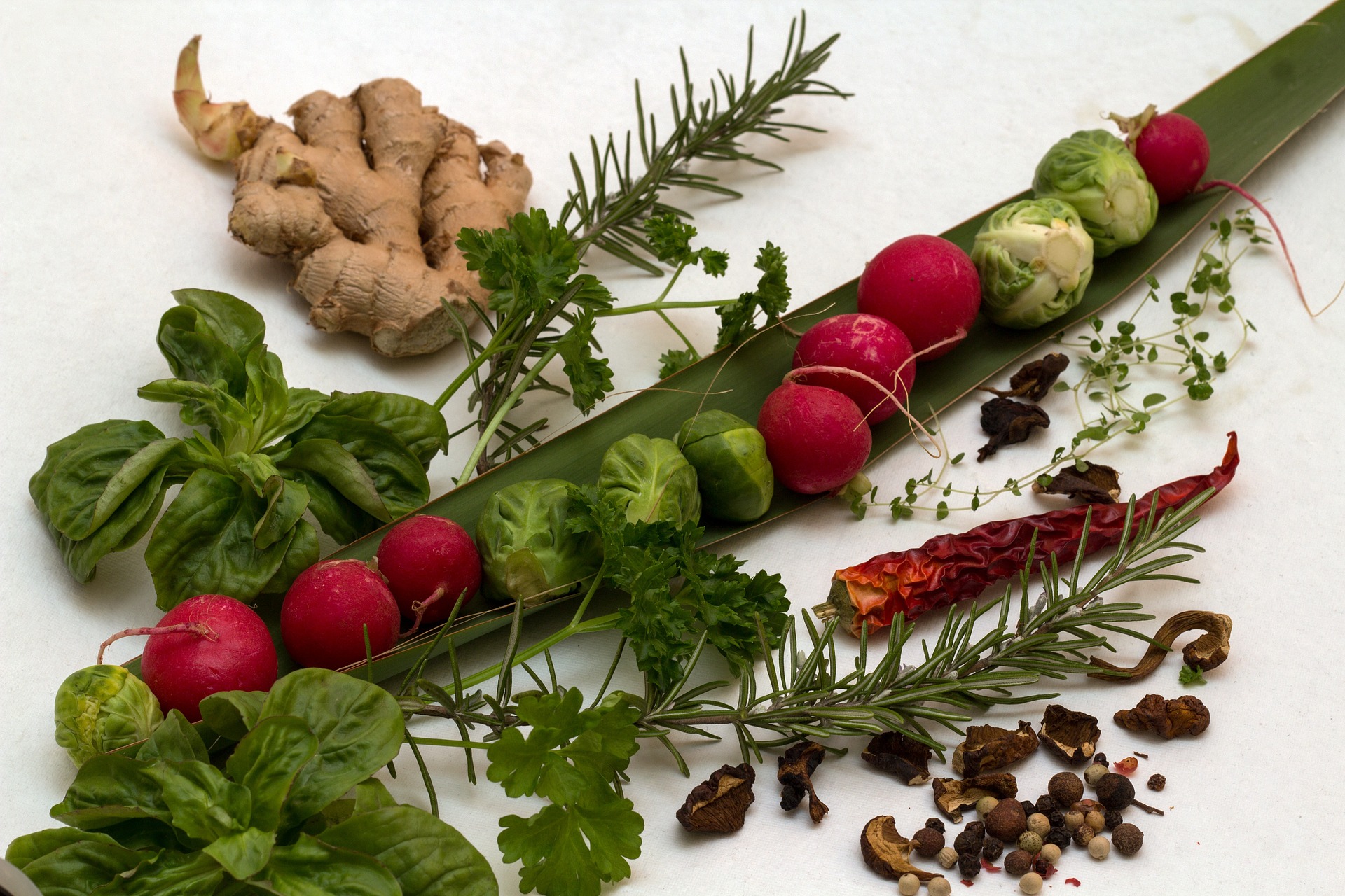 На заметку худеющим: 3 главных продукта-жиросжигателя, которые есть в каждом доме