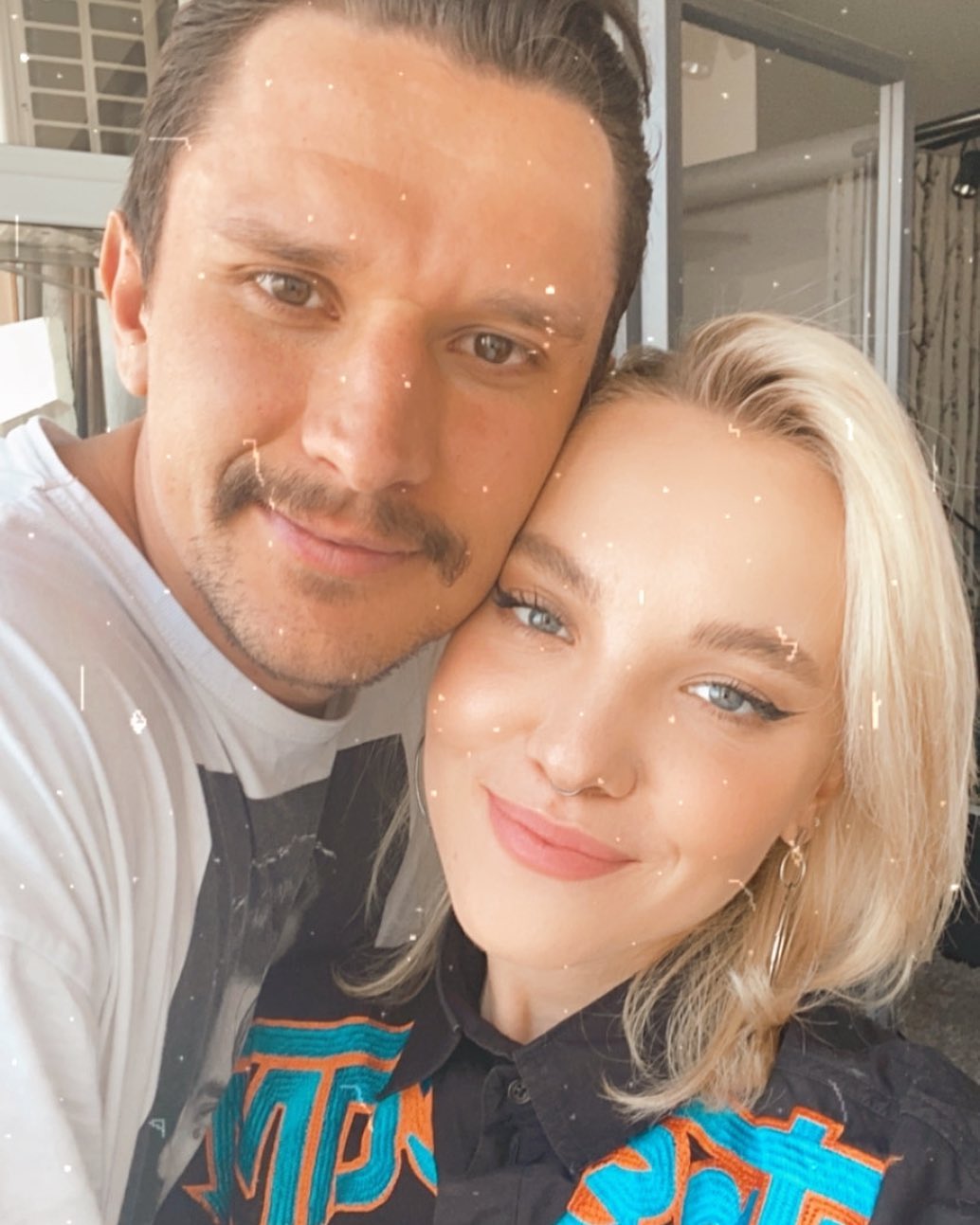 Герой &quot;Танцев со звездами&quot; откровенно рассказал о первом браке: друзьями не остались