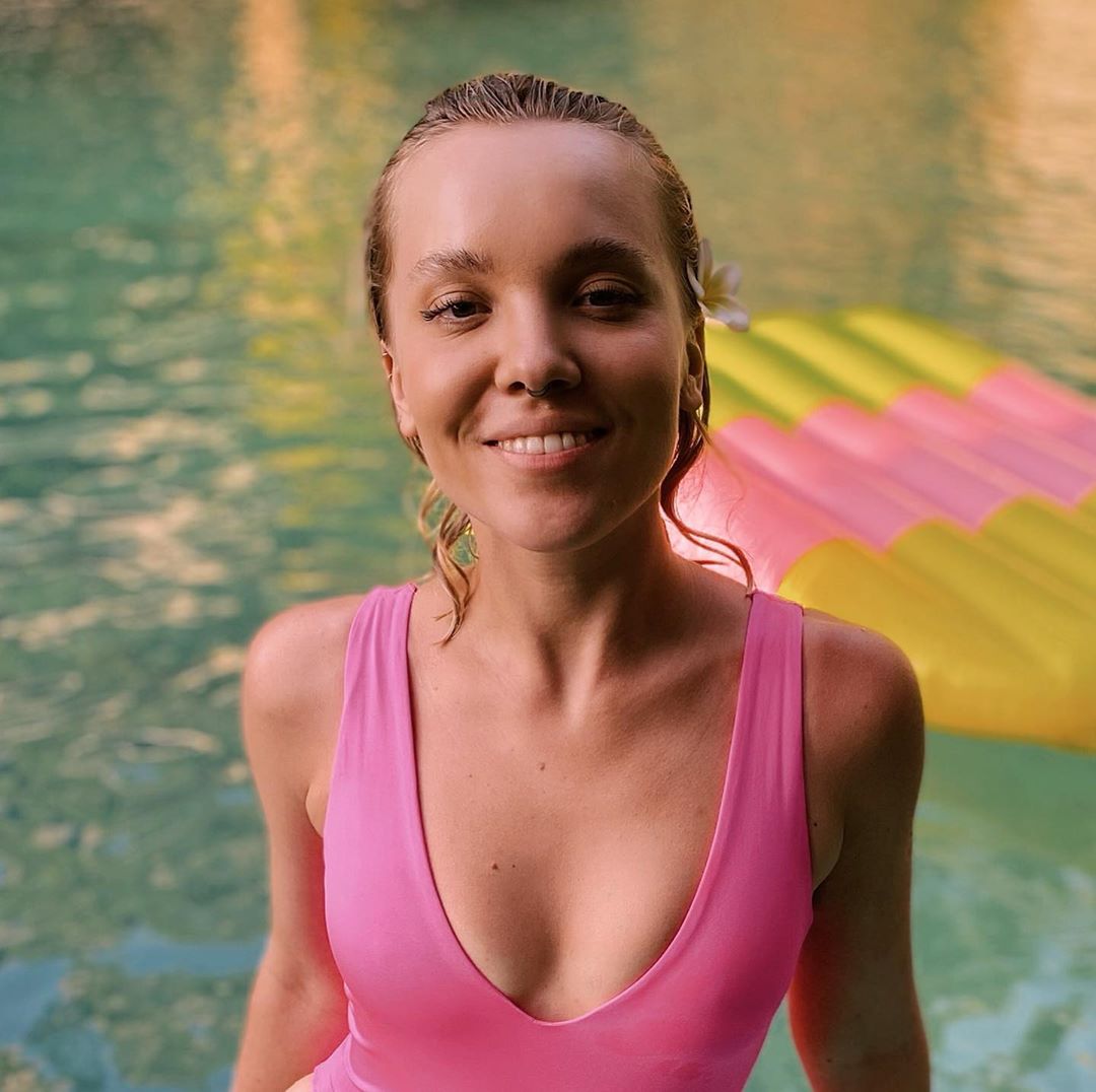 Герой "Танцев со звездами" откровенно рассказал о первом браке: друзьями не остались