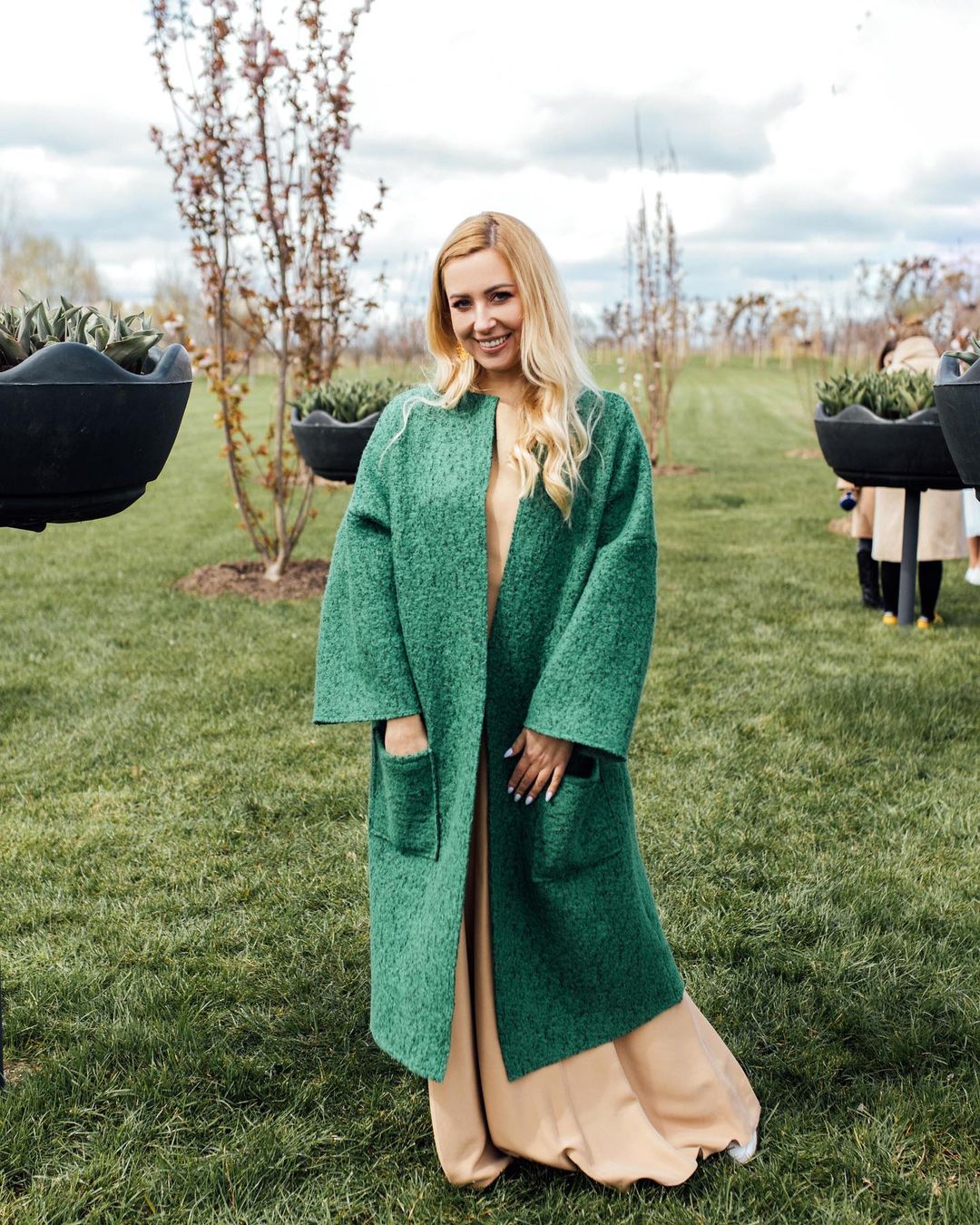 Тоня Матвієнко у свої 40 розбурхує вишуканістю та красою: яскраві фото