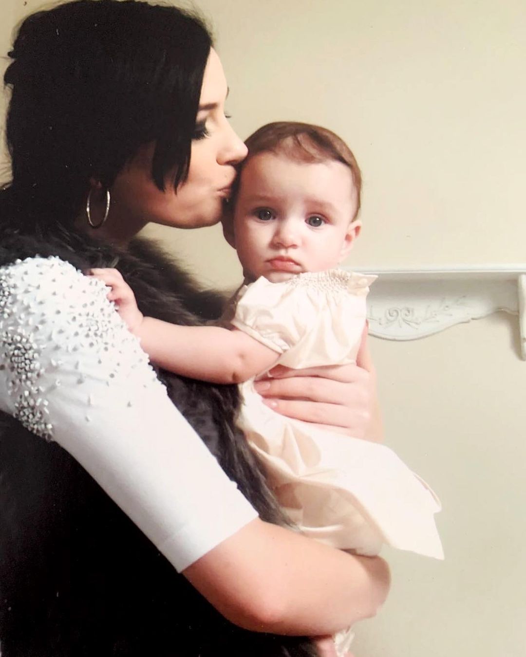 "Мама подписала отказ": Приходько вспомнила о переломном этапе жизни и перенесенной боли