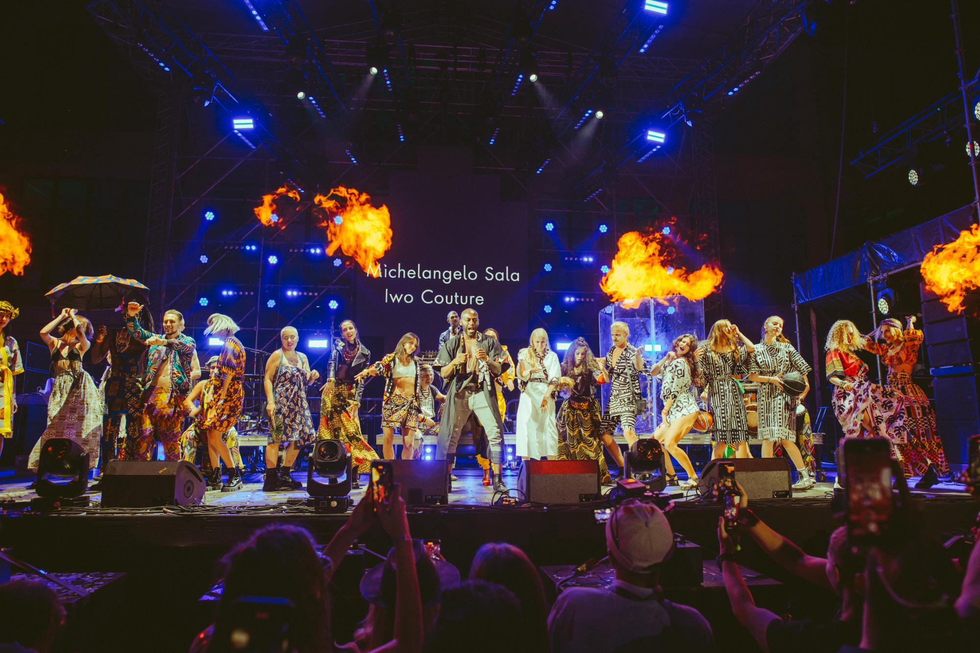Жаркая Африка посреди столицы: как прошел масштабный фестиваль White Nights Festival. Africa
