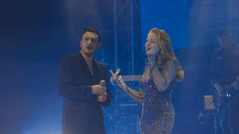 Тіна Кароль і Ivan NAVI влаштували романтику у Львові під українську пісню: ніжне відео