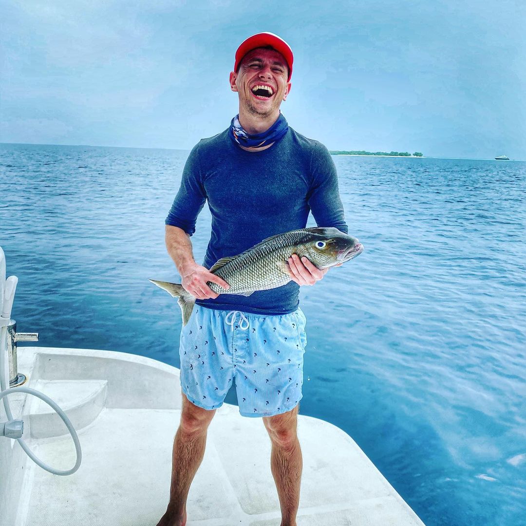 Романтичный стоматолог и дерзкий официант: стали известны имена новых участников шоу Холостячка 2