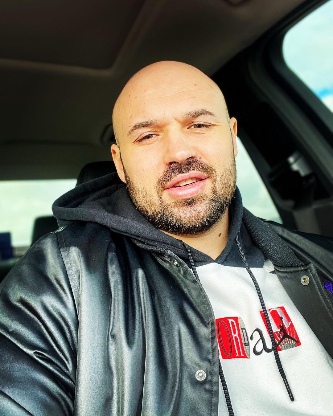 У Мережу &quot;злили&quot; імена учасників Холостячки 2: хто вони і звідки (фото)