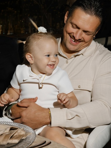 Family goals: Usyk's wife shares adorable shots with her kids and husband