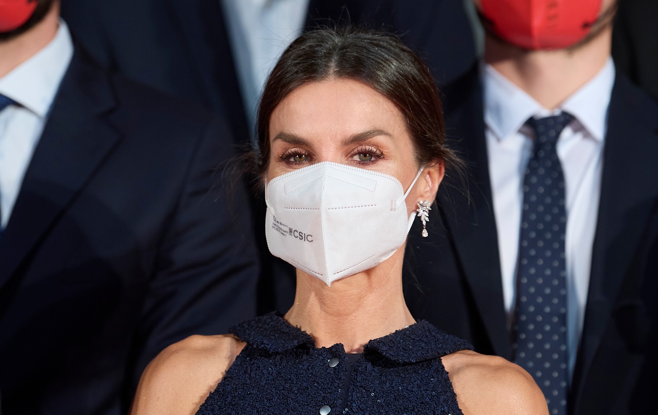 Королева Летиция продемонстрировала спортивную фигуру с помощью ультрамодного наряда