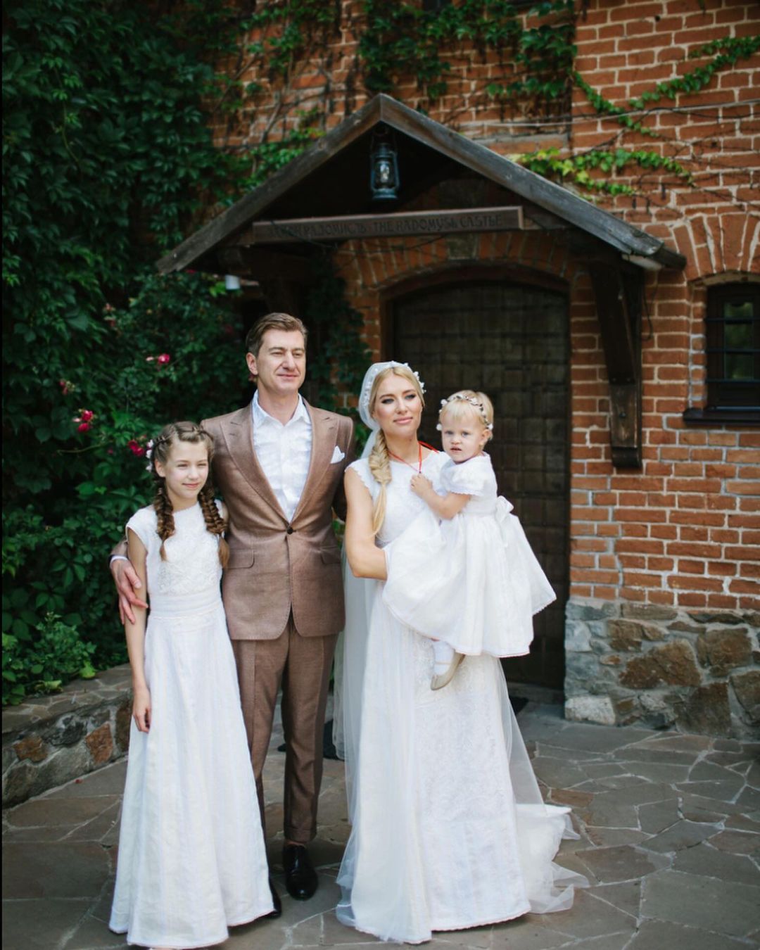 Битва невест: самые стильные и самые неудачные свадебные образы украинских звезд