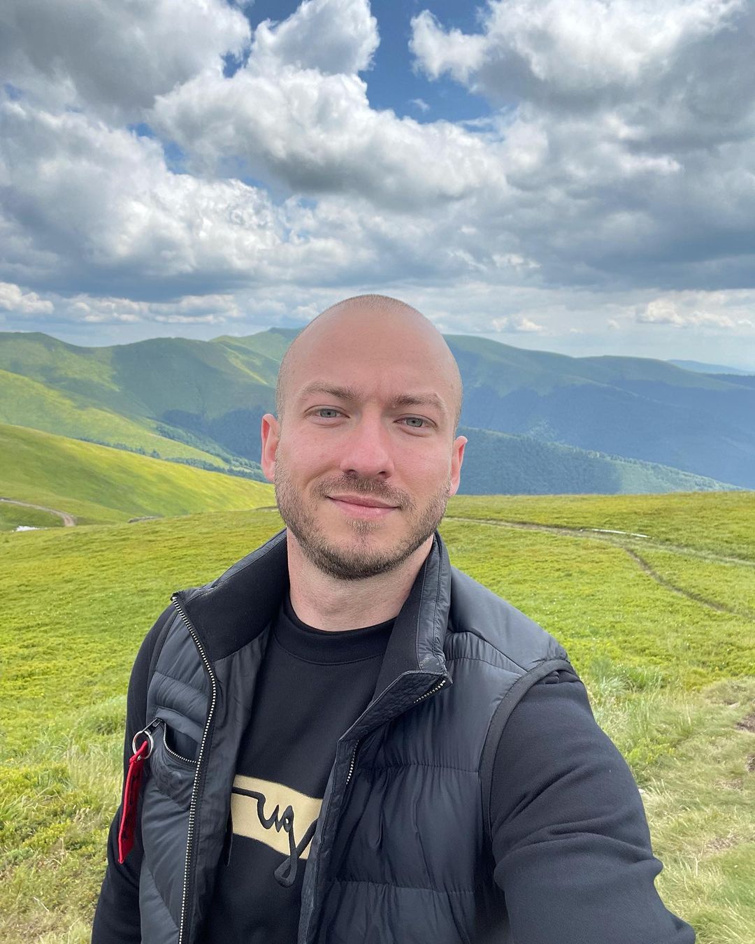 У Мережу &quot;злили&quot; імена учасників Холостячки 2: хто вони і звідки (фото)