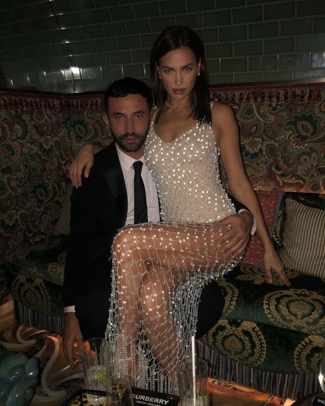 Топ-5 соблазнительных образов на выход от Ирины Шейк, которые осмелится повторить не каждая