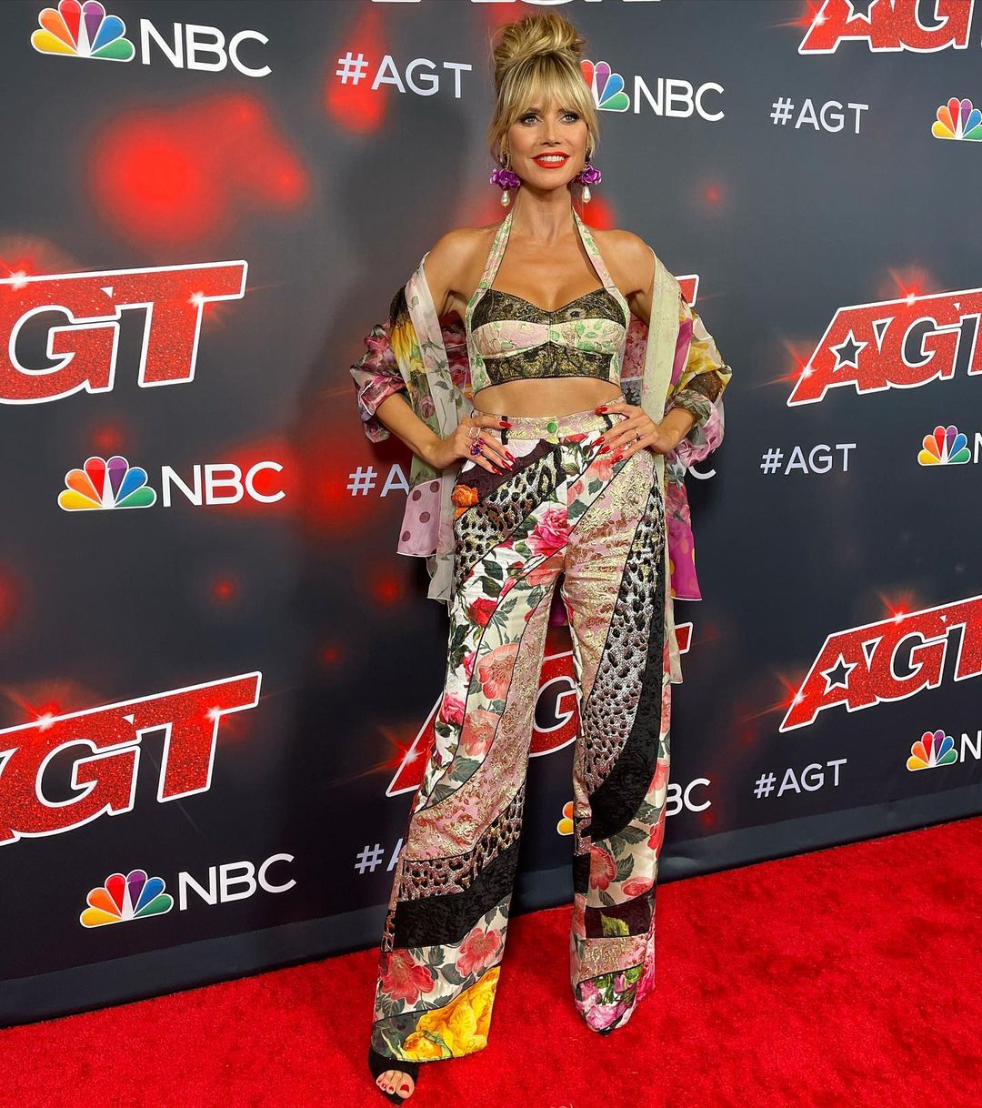 Фігура мрії: 48-річна Хайді Клум в топі і модних брюках підірвала мережу