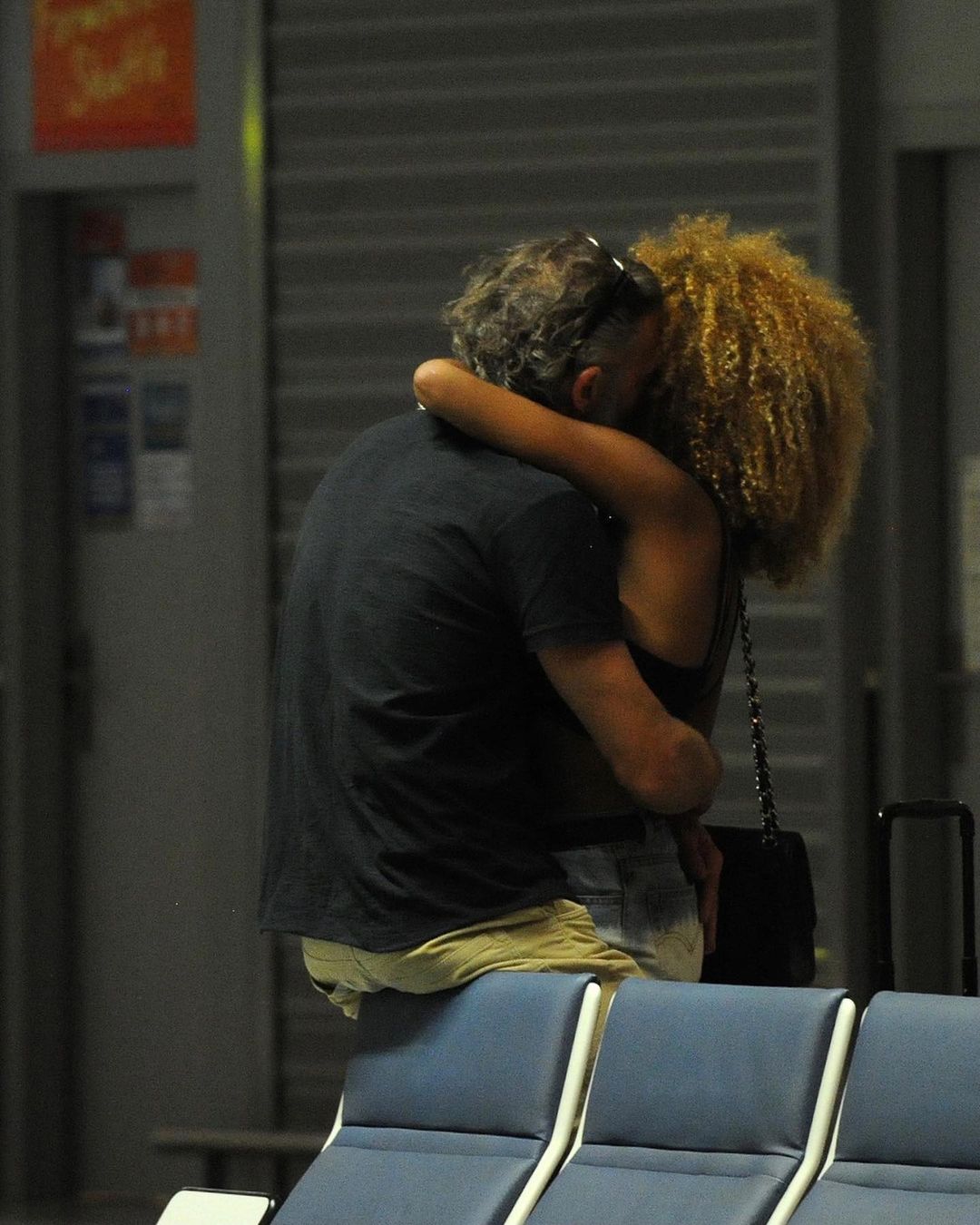 Любов навіки: Тіна Кунакі і Венсан Кассель показали рідкісні романтичні фото на честь річниці весілля