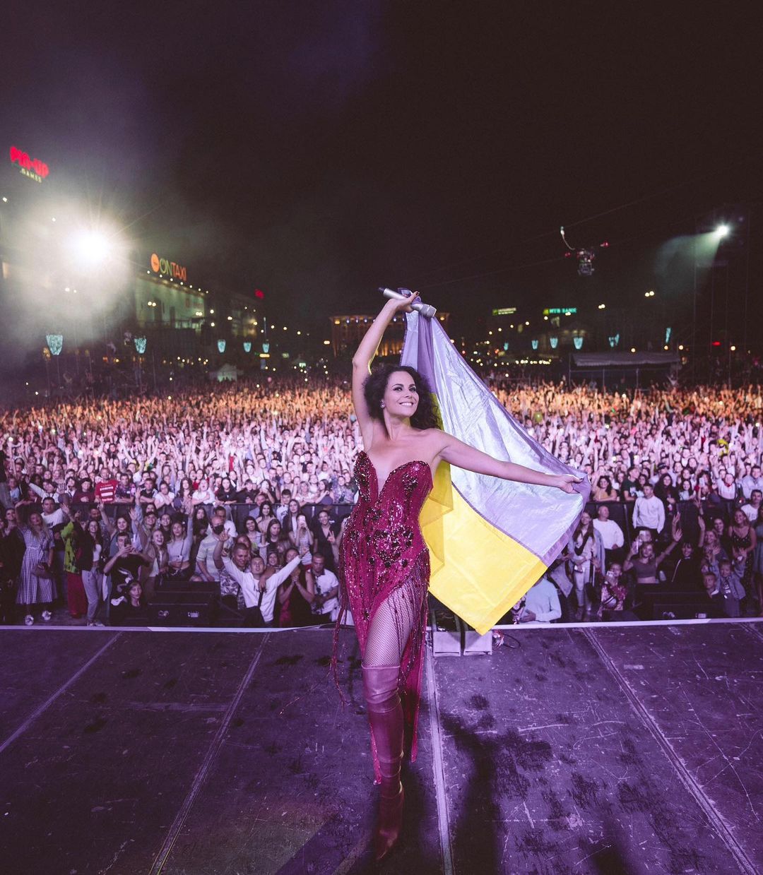 День Независимости 2021: звезды душевно поздравили украинцев с праздником