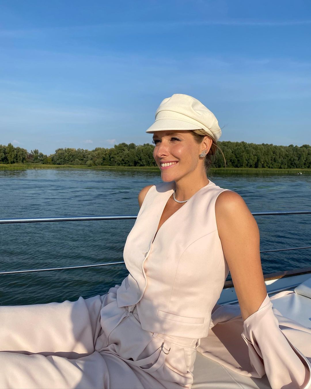 Именинница Осадчая устроила веселый девичник с Каменских, Астафьевой и Ефросининой