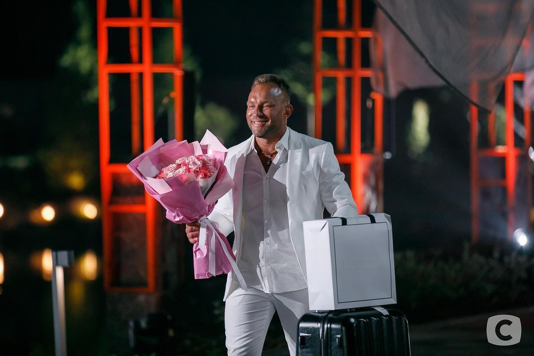 Все слова перепутались в голове: участник &quot;Холостячки 2&quot; рассказал о знакомстве с Огневич