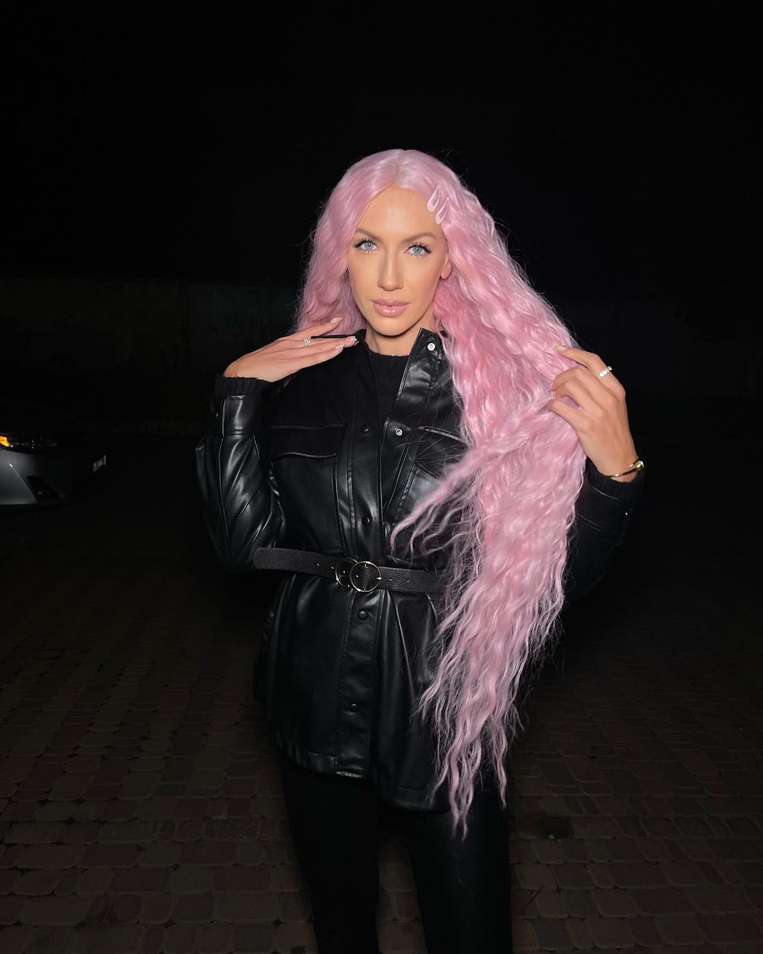 Барбі твоєї мрії: Леся Нікітюк з рожевим волоссям вразила новим образом