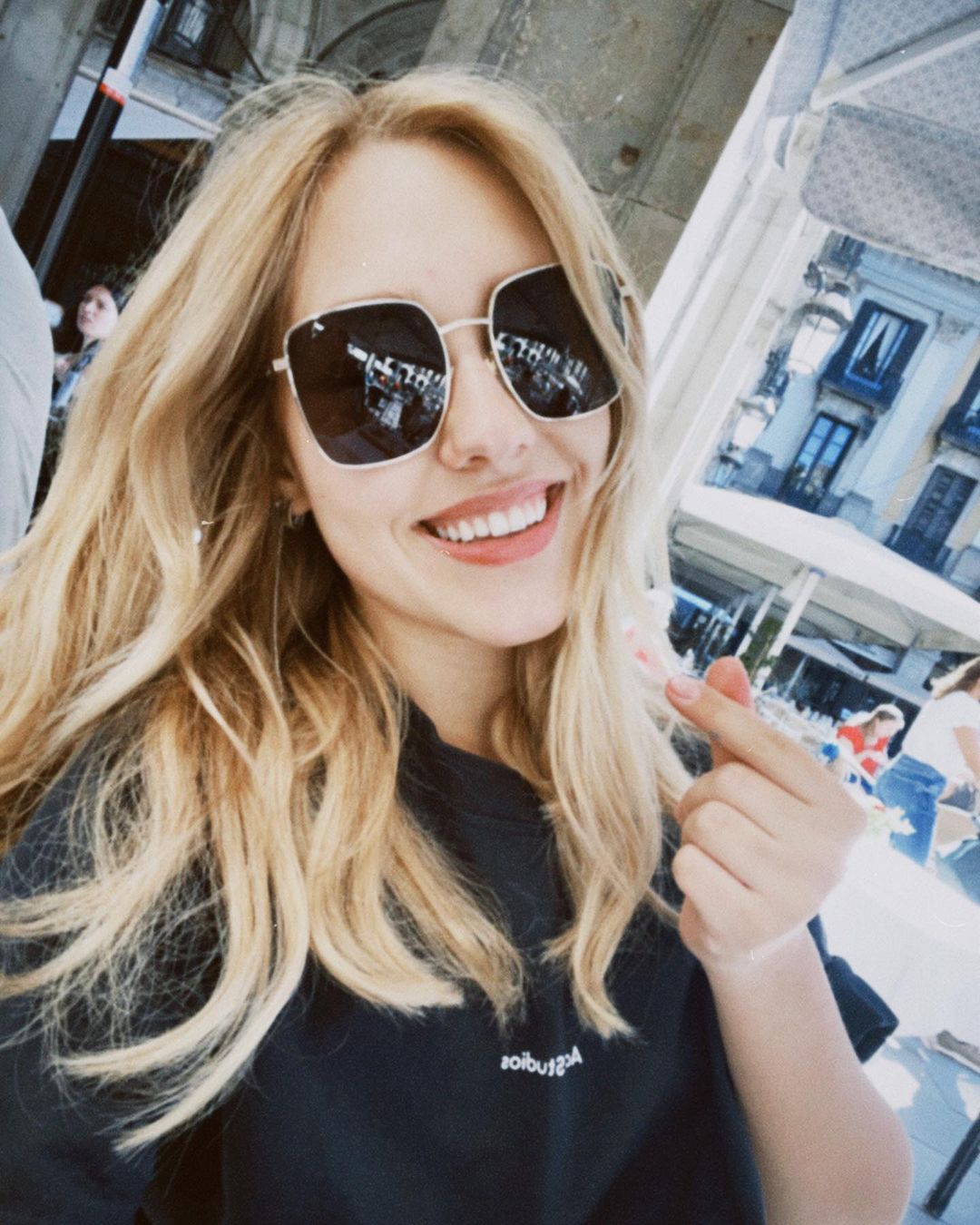 Даша Квіткова розповіла, що допомагає їй прийняти свою зовнішність після пологів