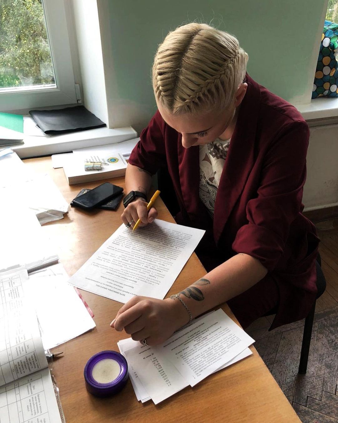 Хотелось забыть, как страшный сон: Анастасия Приходько впервые рассказала, как бросила курить