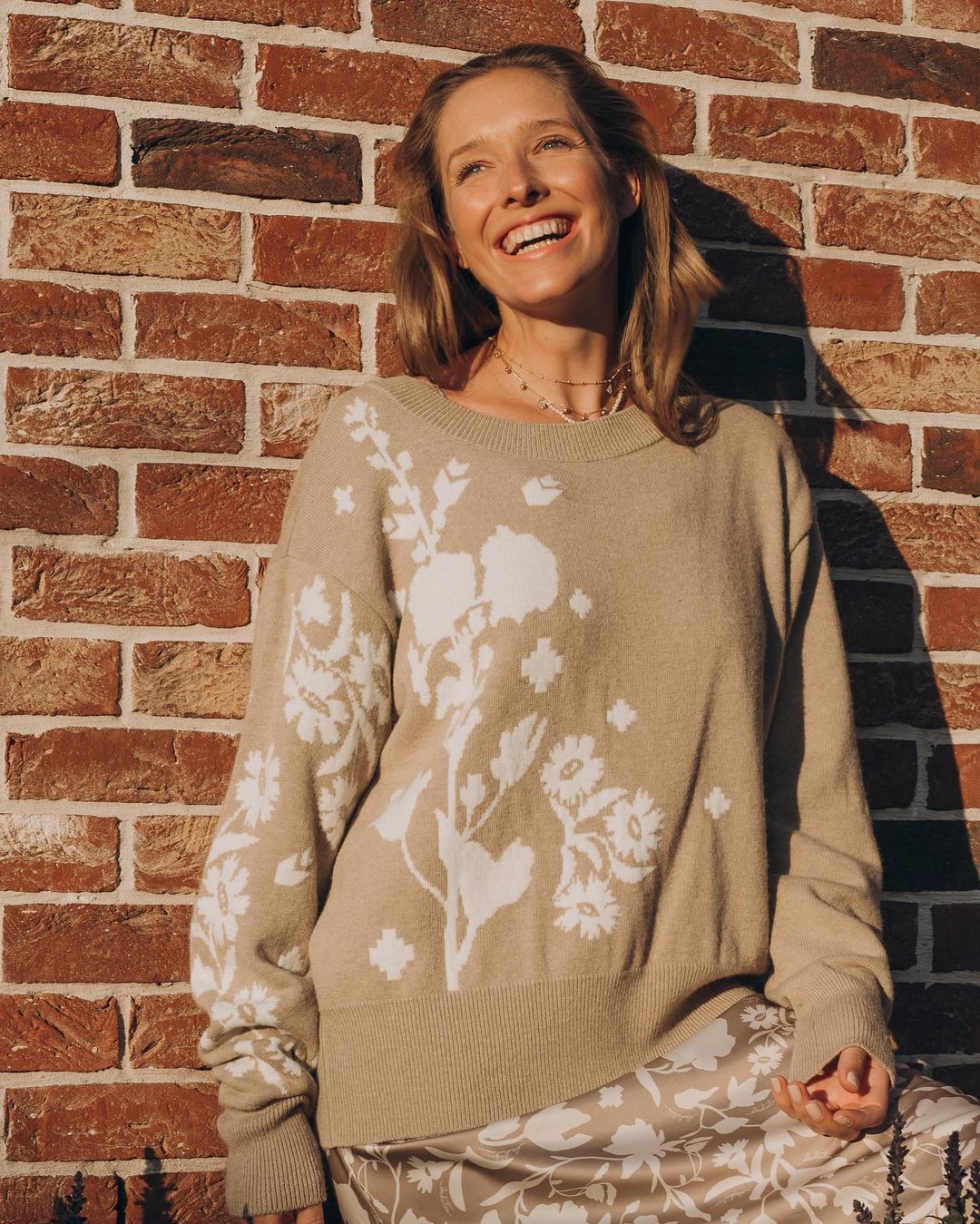 Катя Осадча продемонструвала затишний осінній образ: жіночно і красиво