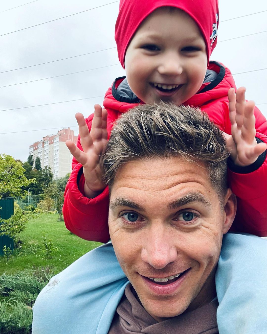 Двоє зі скриньки: Володимир Остапчук показав сина - свою копію