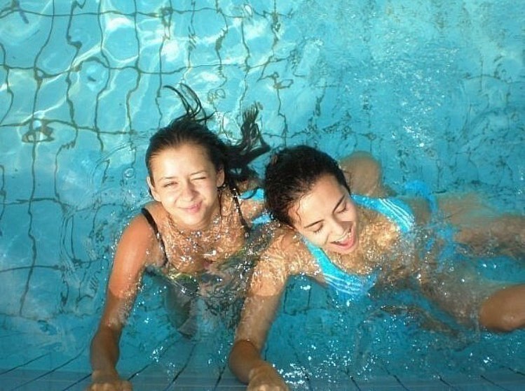 Настя Каменских показала себя 18-летнюю в бикини: "вообще не изменилась"