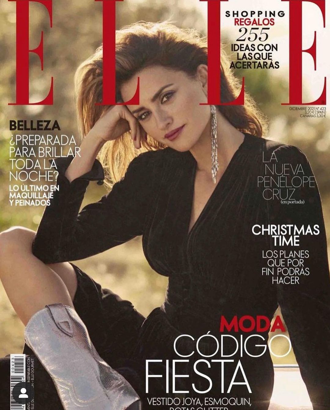 Срочно повторить: Пенелопа Крус демонстрирует, как носить маленькое черное платье