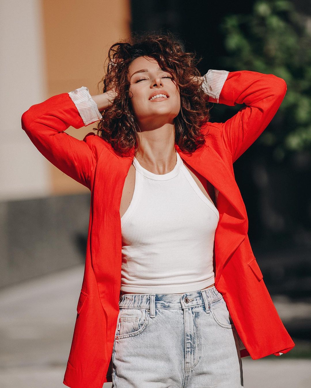 Злата Огнєвіч показала, як виглядає її волосся без стайлінгу і укладання: фанати в захваті