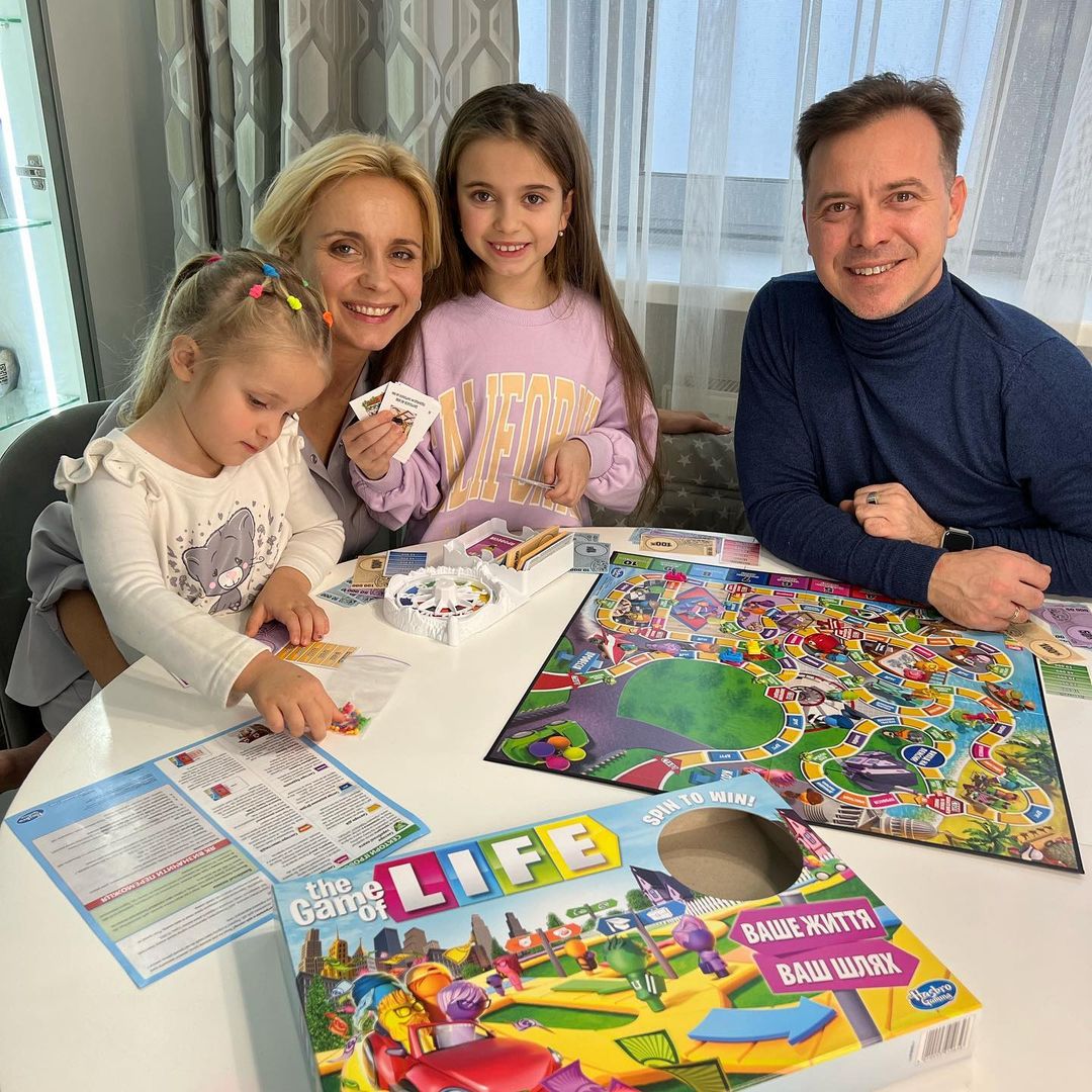 Лілія Ребрик показала, як і з ким проводить довгі зимові вечори