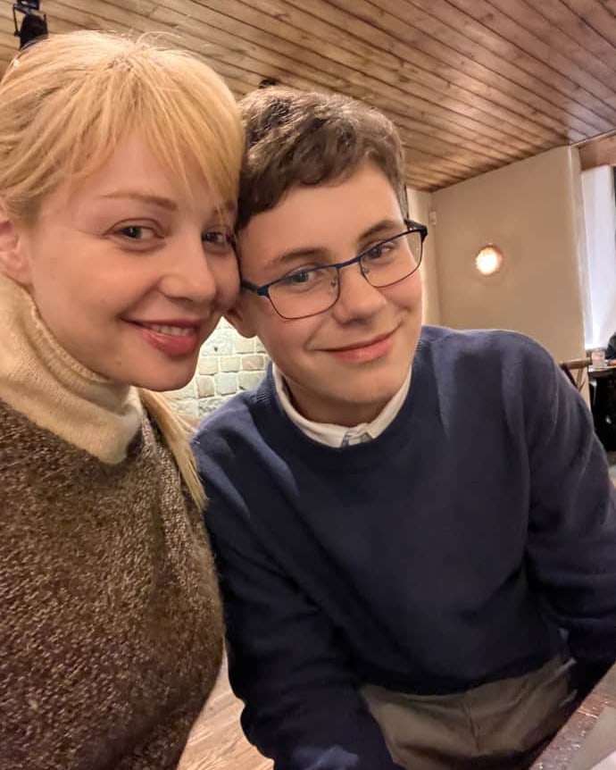 Тіна Кароль розкрила, чи повернеться її син в Україну: "він не мажор"
