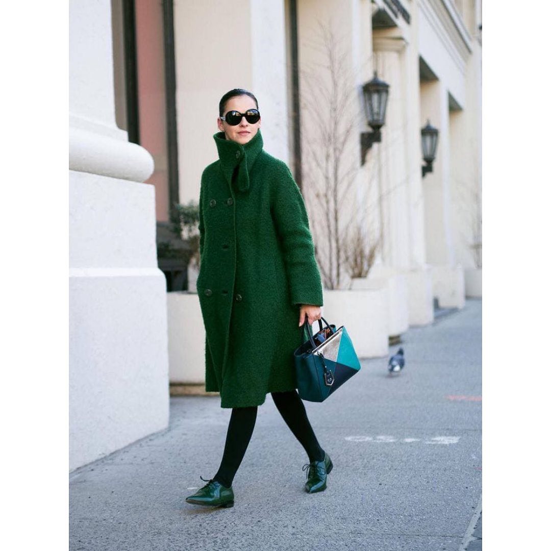 Модные секреты: стилист научила правильно носить колготки зимой