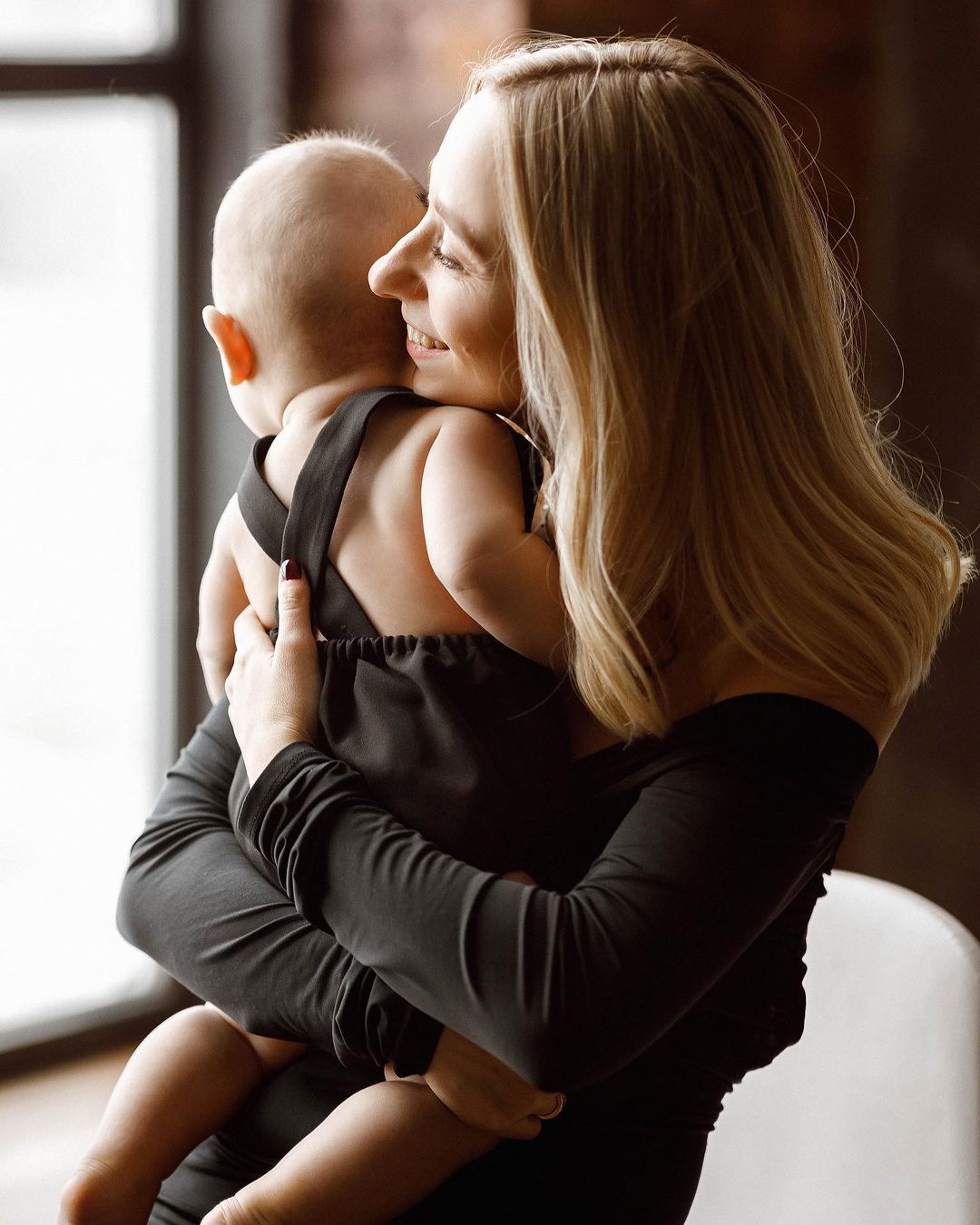 Копия папы: жена Виктора Павлика умилила нежным фотосетом с сыном