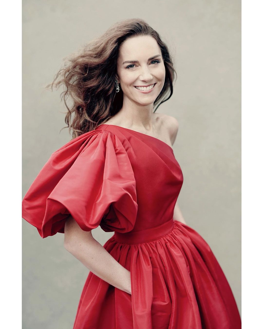 Кенсінгтонський палац поділився новими портретами Кейт Міддлтон з нагоди 40-річчя герцогині