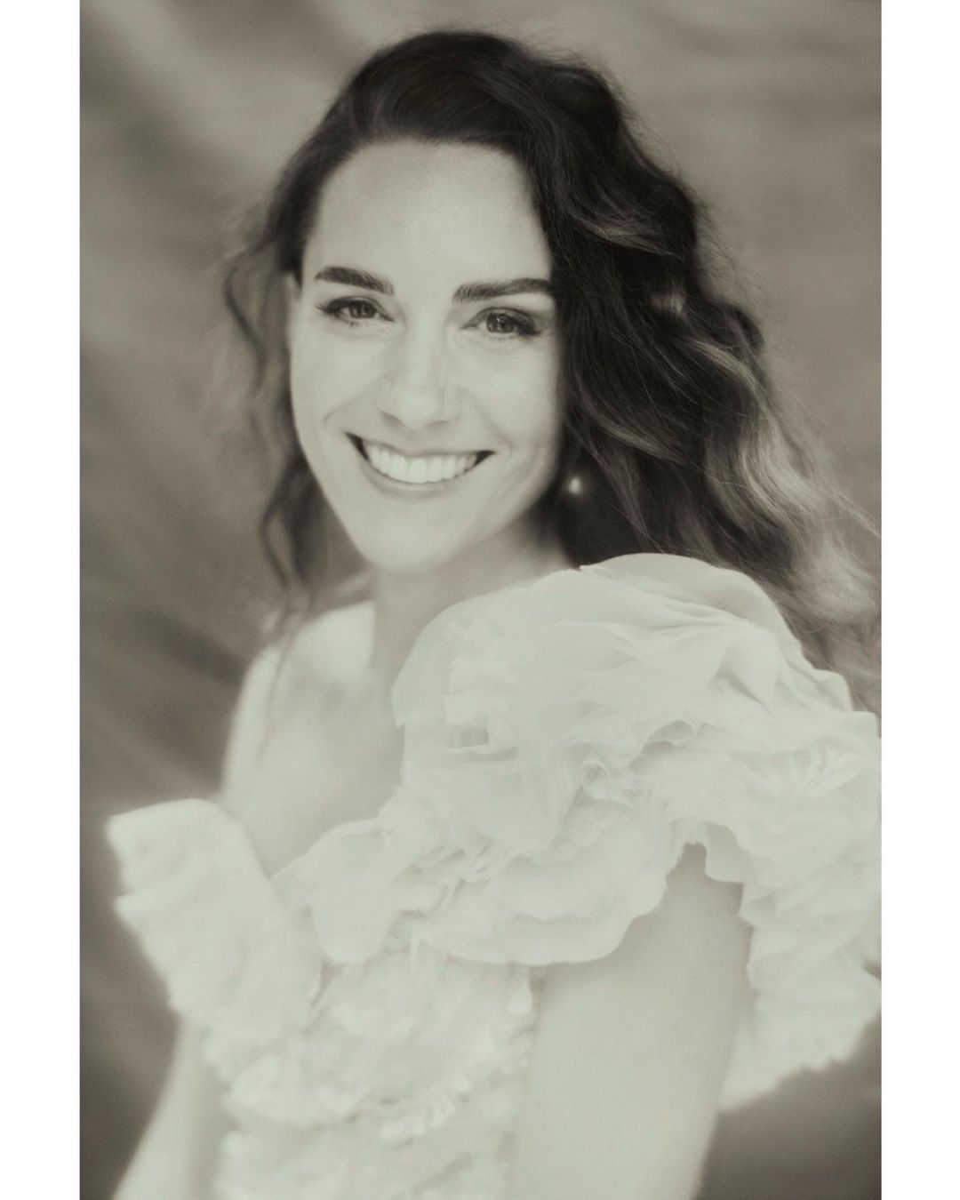 Кенсінгтонський палац поділився новими портретами Кейт Міддлтон з нагоди 40-річчя герцогині