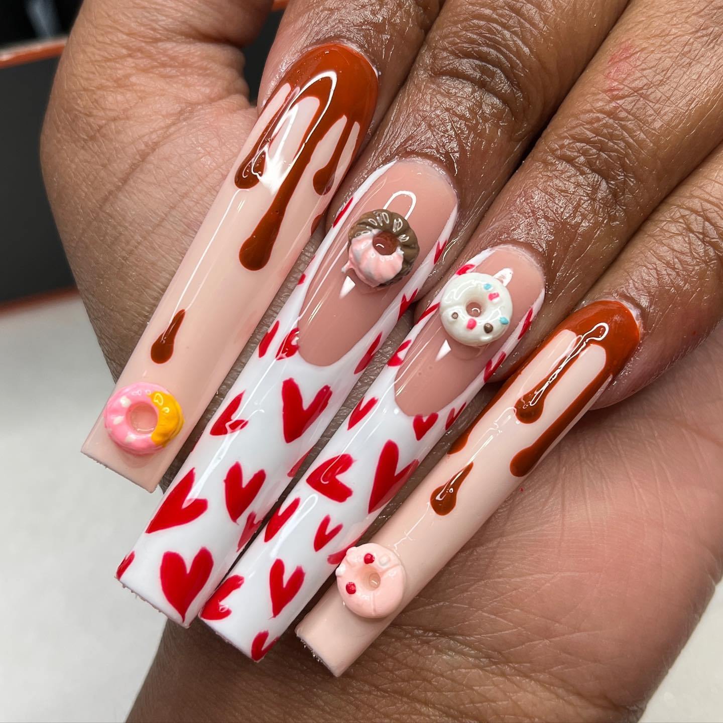 Тренд кавайи из Японии: этот яркий маникюр будет особо актуальным в 2022 (фото, видео)