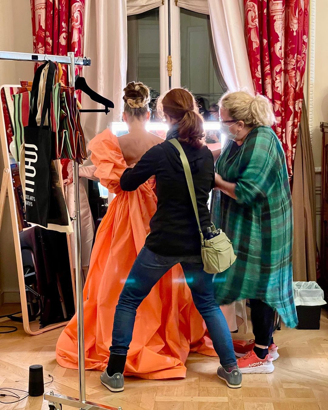 Фінал "І просто так": стиліст шоу розкрила деталі неймовірного вбрання героїні Сари Джессіки Паркер