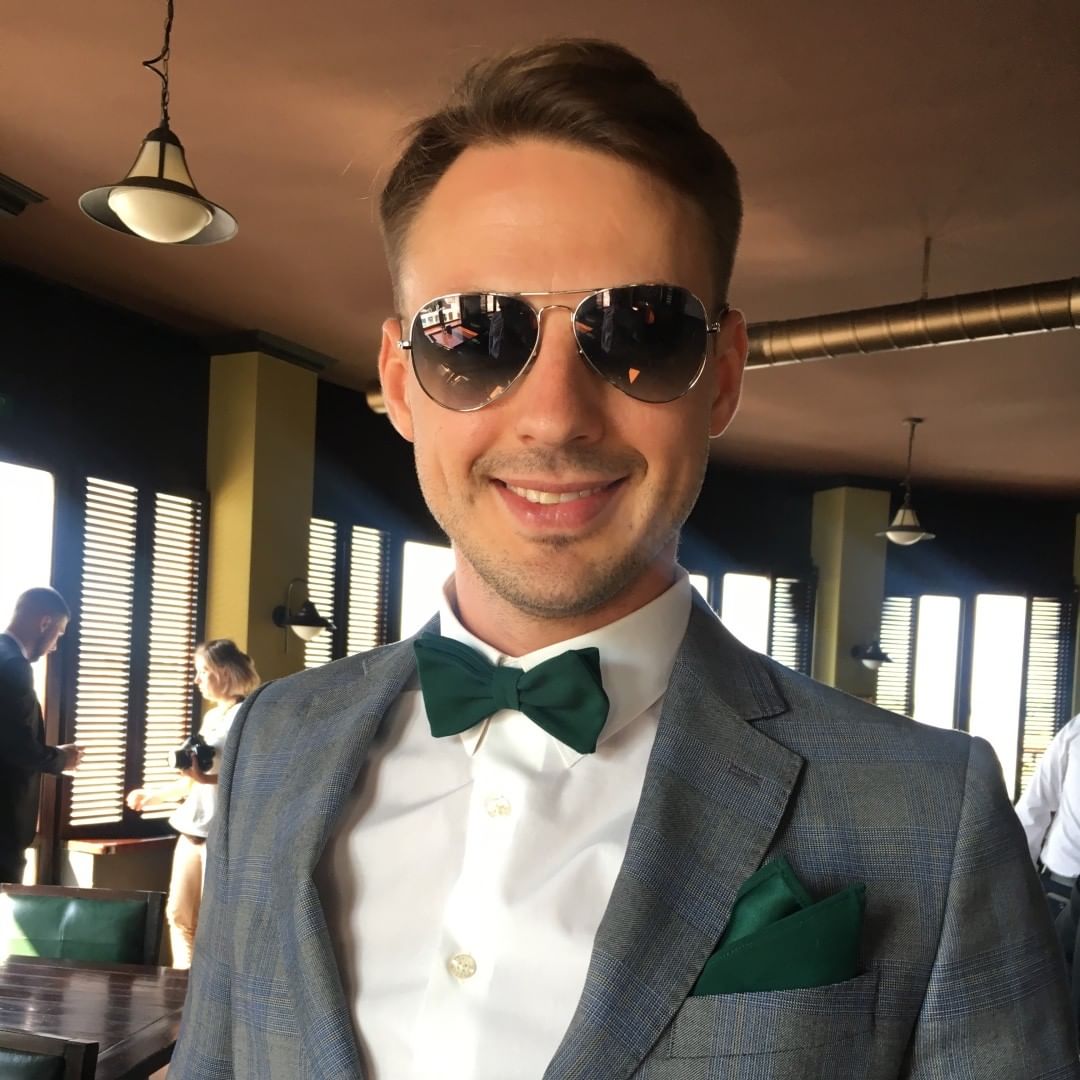 Романтичный стоматолог и дерзкий официант: стали известны имена новых участников шоу Холостячка 2