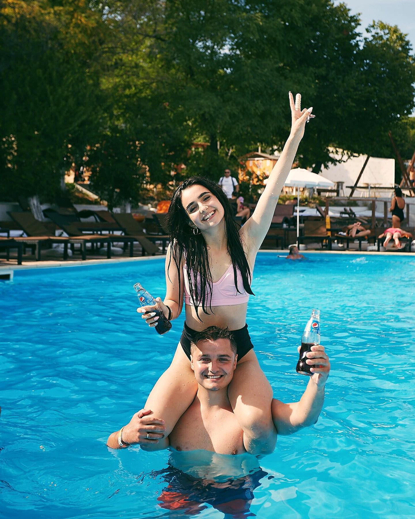 Архівні фото українських зірок: як колись виглядали Дорофєєва, Трінчер, Пивоваров та інші