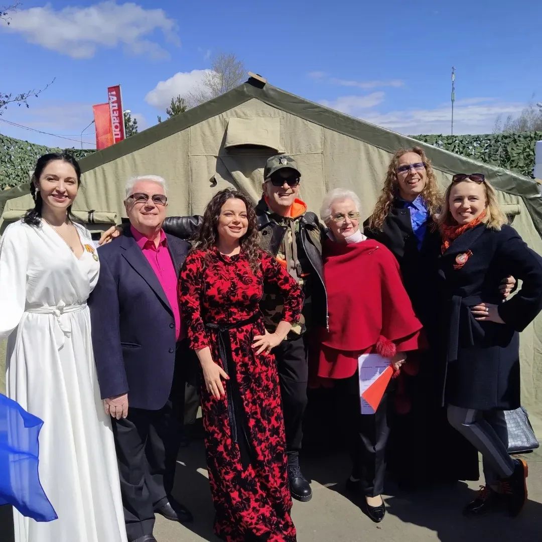 Пока льется кровь в Украине Наташа Королева выступила перед россиянами ко "дню победы"