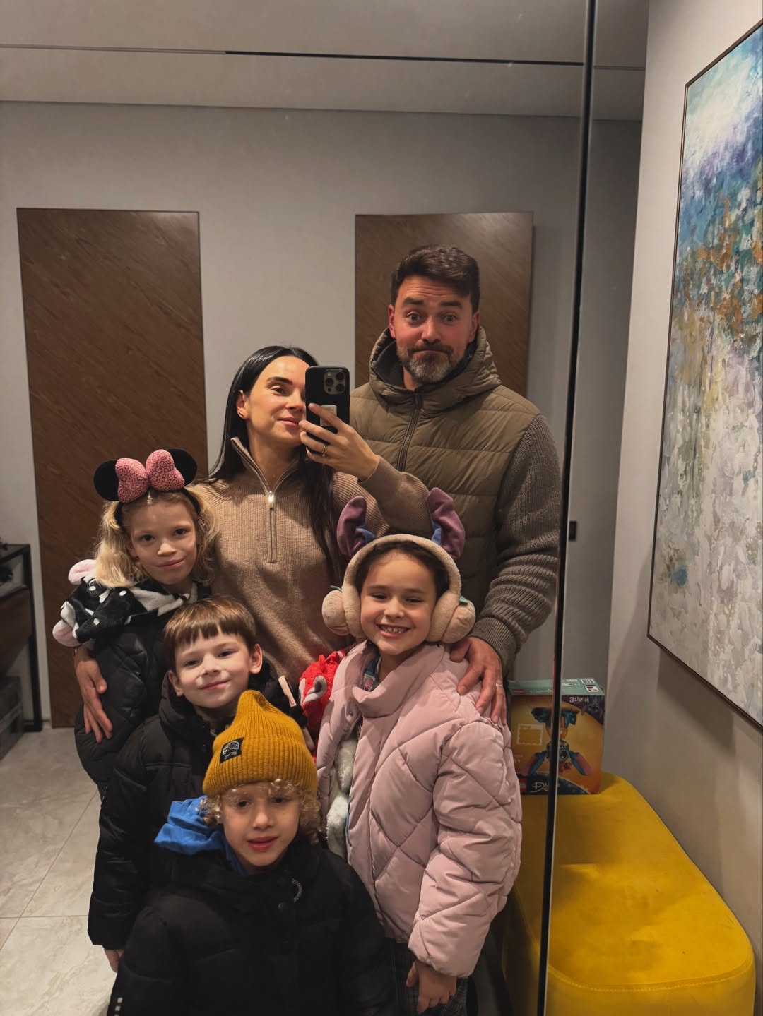 Родили сердцем: Могилевская, Мирошниченко и другие украинские звезды, которые усыновили детей