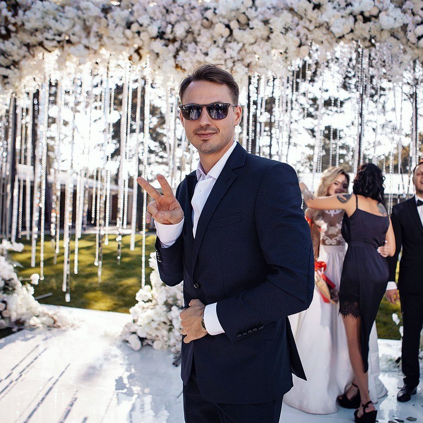 Романтичный стоматолог и дерзкий официант: стали известны имена новых участников шоу Холостячка 2