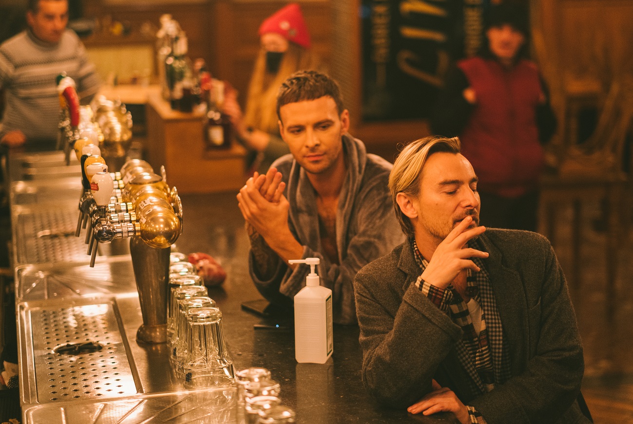 Брудні танці та ода пристрасті: Макс Барських у новому кліпі розкрив свій внутрішній крик (відео)