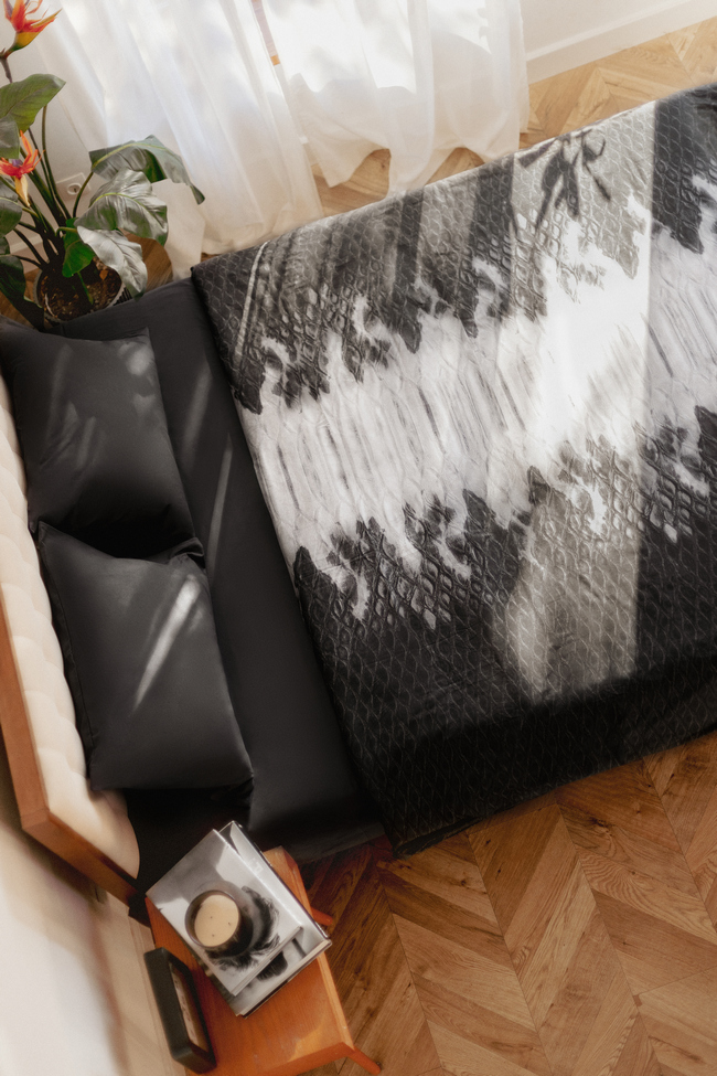 Модний домашній текстиль: Андре Тан показав ідеальний комплект для спальні (фото)